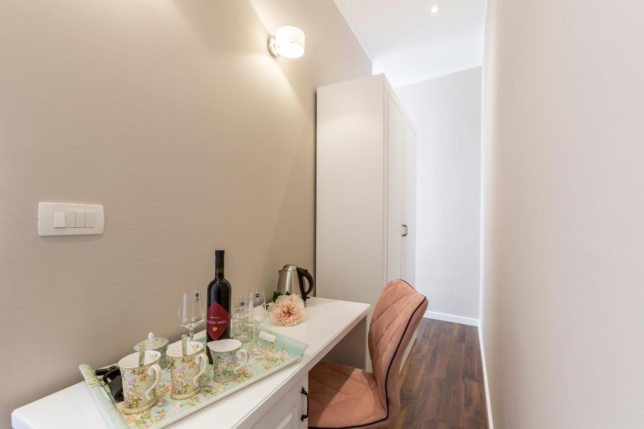Theatre Of Dreams Bed & Breakfast 4*